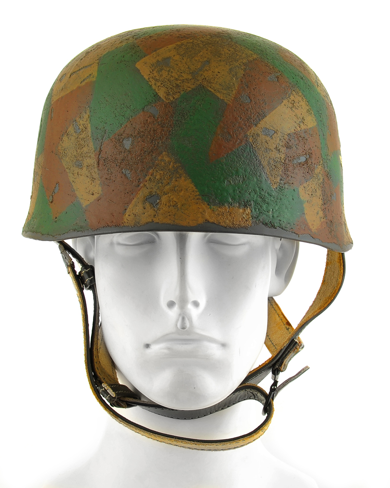 German WW2 M38 Fallschirmjäger Splinter Pattern Helmet-img-3