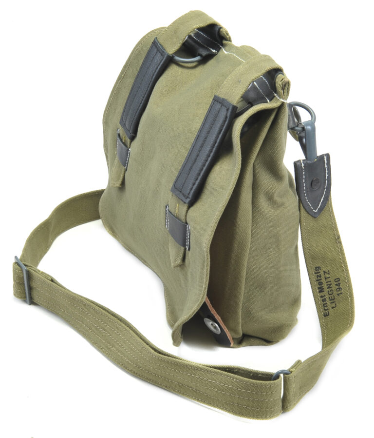German WW2 M31 Bread Bag with Shoulder Strap Field Green