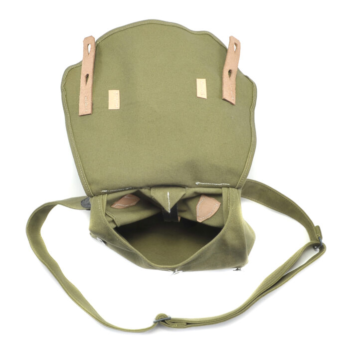 German WW2 M31 Bread Bag with Shoulder Strap Field Green
