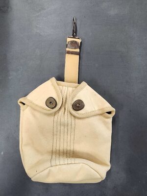 US WW2 Paratrooper Airborne Canteen Cover Production Model