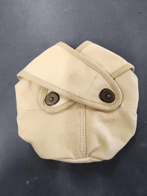 US WW2 3rd Pattern P3 Cross Flap Canteen Cover Production Model